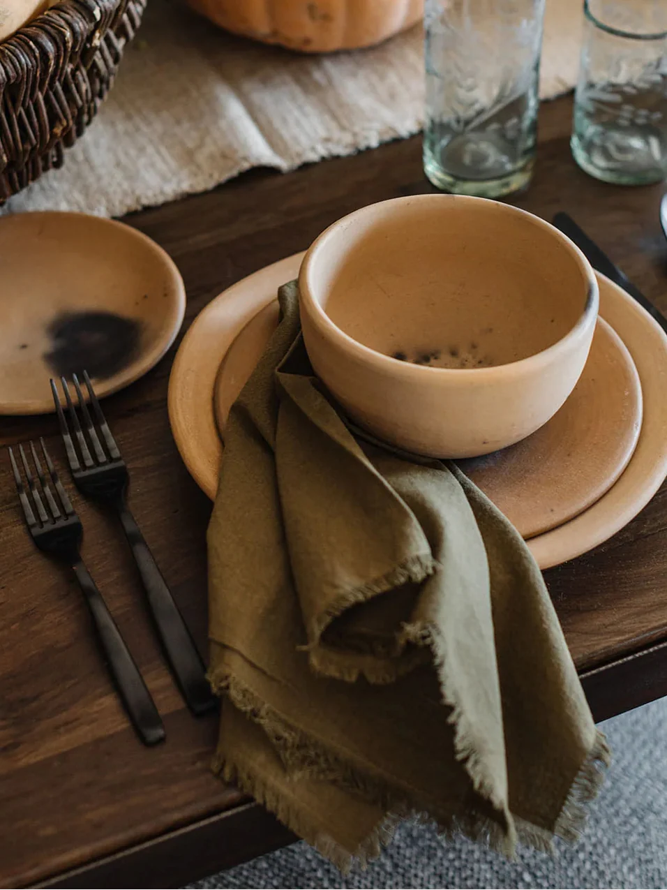 PALO SANTO Barro Quemado Dinner Plate