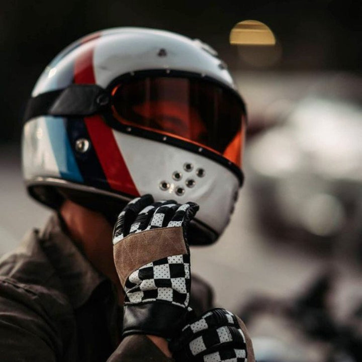 Alexander Guang Full Face Bavarian Three Stripe Moto-Rolla motorcycle helmet, unique color scheme, premium design for motorcycle riders.