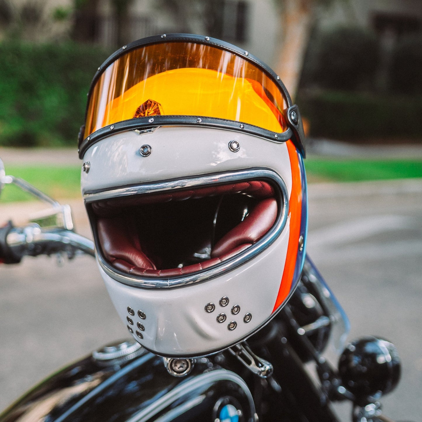 Alexander Guang Full Face Bavarian Three Stripe Moto-Rolla motorcycle helmet, unique color scheme, premium design for motorcycle riders.