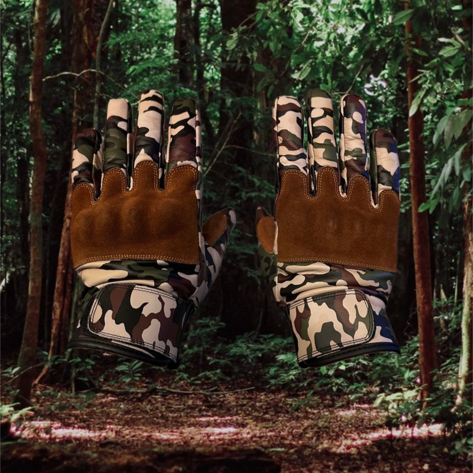 Jungle camouflage motorcycle gloves for street riding and protective gear.