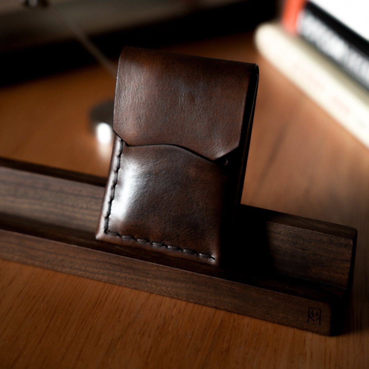 Oldis Four: Compact Leather Wallet
