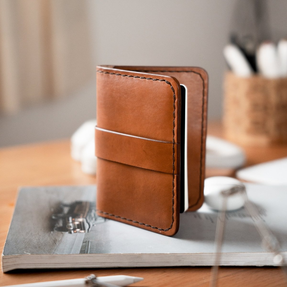 Oldis T1: Passport Wallet